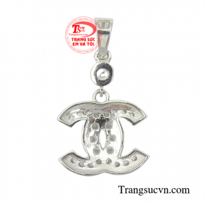 Mặt dây vàng trắng quyến rũ món quà dành cho phái đẹp