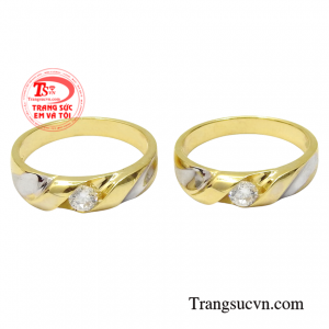 Cặp nhẫn cưới này mang thông diệp nồng nàn về tình yêu trọn vẹn và duy nhất.
