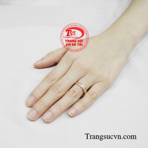 Nhẫn cưới vàng hồng đẹp, tinh xảo