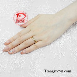 Nhẫn cưới vàng tây chất lượng