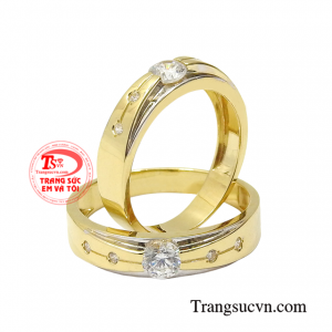 Hiểu được điều đó trang sức Em và Tôi luôn mong muốn mang đến cho khách hàng các mẫu nhẫn cưới bắt mắt và hợp với xu hướng hiện nay.