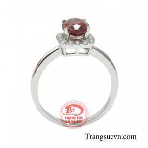 Sản phẩm sẽ là một trải nhiệm thú vị dành tặng các chị em phụ nữ theo đuổi phong cách này.
