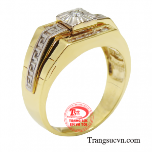 Nhẫn nam vàng bản lĩnh được thiết kế tỉ mỉ trong từng chi tiết .