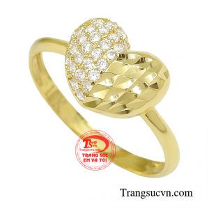 Chỉ với một chiếc nhẫn nhỏ xinh này thôi cũng đủ khiến cho phái nữ thêm phần thu hút và ấn tượng hơn.