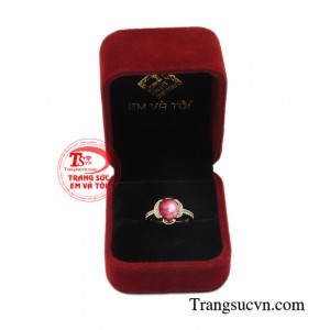 Nhẫn nữ ruby sao may mắn thịnh vượng.