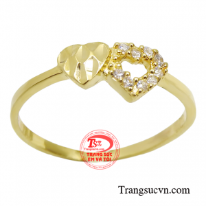 Sản phẩm diện trên mỗi người mang một phong cách khác nhau nhưng đều có một điểm chung đó là giúp cho người sở hữu thêm phần xinh đẹp và duyên dáng. 