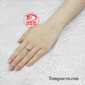 Nhẫn nữ vàng trắng phú quý