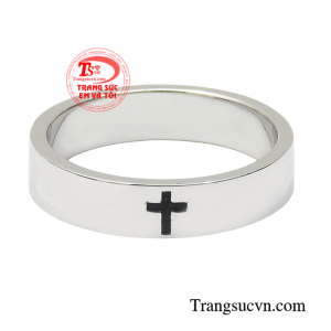 Thay vì đeo vàng màu truyền thống thì ngày nay các bạn trẻ sẽ thích đeo vàng trắng hoặc vàng hồng mang lại vẻ thời thượng.