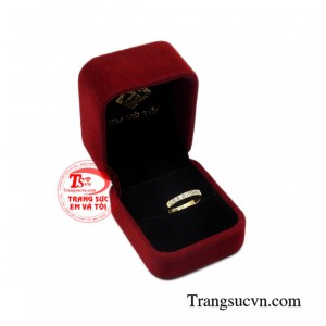 Nhẫn vàng nữ giới xinh xắn tinh tế.