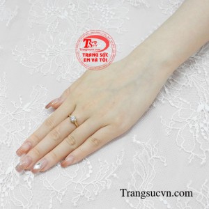 Nhẫn vàng nữ thanh tú