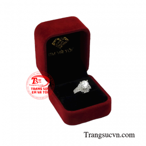 Nhẫn vàng trắng nữ giới sang trọng bảo hành uy tín.