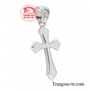 Mỗi một chiếc mặt dây đều ẩn chứa những ý nghĩa biểu tượng riêng, giúp người đeo thêm phần tự tin mang nguồn năng lượng tích cực.