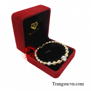 Sản phẩm bảo hành uy tín, kiểu dáng thời trang