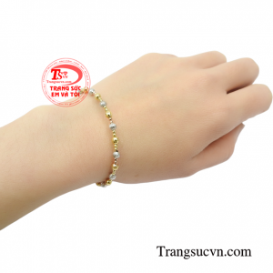 Vòng tay vàng 10k món quà ý nghĩa cho người yêu thương