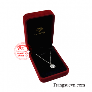 Bộ mặt nữ vàng trắng tinh tế