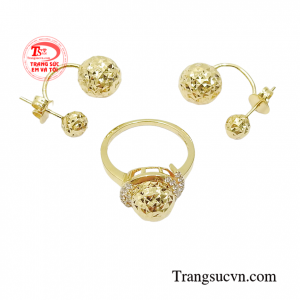 Bộ trang sức phay sáng độc đáo vàng 14k chế tác độc đáo, tinh xảo