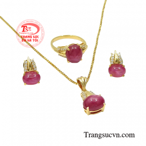 Viên đá này là biểu tượng của sự thịnh vượng, bình an và may mắn.