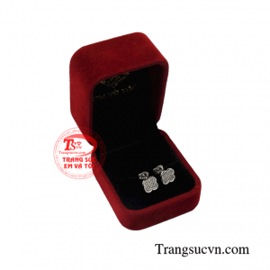 Bông tai vàng trắng đáng yêu