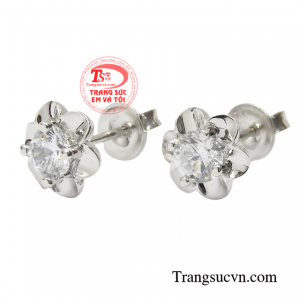 Sản phẩm nhận đặt chế tác, giao hàng nhanh trên toàn quốc.