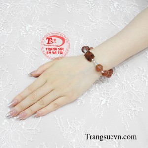 Chuỗi mân côi đá quý may mắn