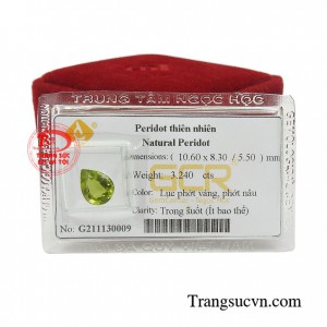 Peridot từ xưa đến nay luôn là viên đá được mọi người ưa chuộng bởi vẻ đẹp và giá trị phong thủy của nó