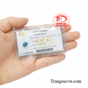 Sản phẩm có thể gắn trên các sản phẩm trang sức vàng tăng thêm phần sang trọng và đẳng cấp.