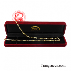 Dây chuyền nam giới quyền lực