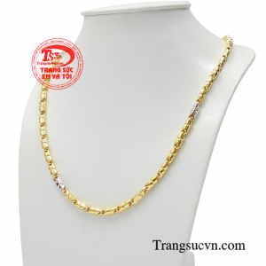 Với nhu cầu ngày càng cao, phái mạnh cũng tìm kiếm cho mình những món đồ trang sức phù hợp.