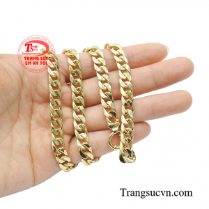 Sản phẩm phù hợp với nhiều lứa tuổi và phong cách thời trang