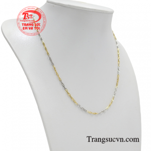 Dây chuyền nữ vừa thời trang lại vô cùng sành điệu giúp tôn vinh nét đẹp phụ nữ Việt. 