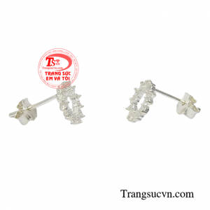 Đôi bông tai bạc xinh xắn dành cho nữ giới nhận đặt chế tác theo yêu cầu.