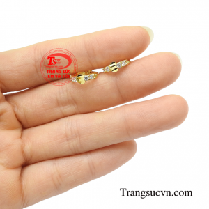 Hoa tai vàng tây yêu kiều sang trọng và tinh tế