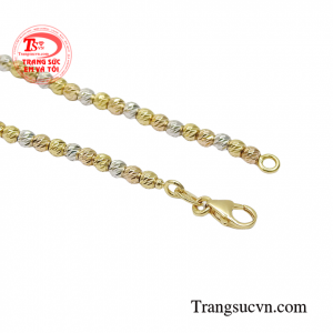 Sản phẩm sẽ là sự lựa chọn hoàn hảo cho những cô nàng theo phong cách nữ tính, dịu dàng