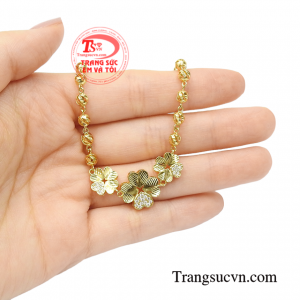 Lắc tay nữ vàng thanh tú giao hàng tận nơi.