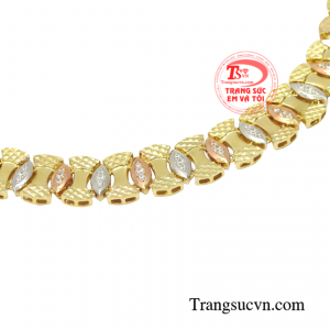 Sản phẩm nhận đặt chế tác theo yêu cầu, bảo hành uy tín.