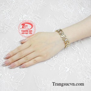 Lắc tay vàng tây hiện đại