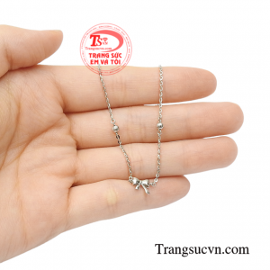 Lắc tay vàng trắng dễ thương bảo hành uy tín.