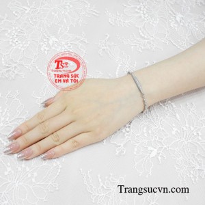 Lắc vàng trắng thanh lịch