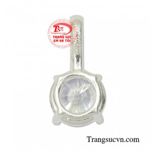 Mặt bạc nữ sang trọng thời trang.