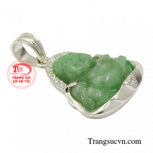 Do đó người ta tin rằng đeo phật Di Lặc bên mình sẽ giúp người dùng vượt qua được mọi khó khăn, giảm âu lo muộn phiền và mang đến thành công.