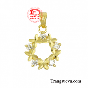 Mặt nữ vàng tinh tế chế tác tinh xảo, sắc nét