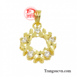 Mặt dây vàng tây tinh tế nhận đặt chế tác theo yêu cầu, giao hàng trên toàn quốc