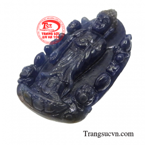 Mặt Phật A Di Đà được coi là tấm bùa hộ mệnh đem lại may mắn, sự bình an cho người sử dụng.
