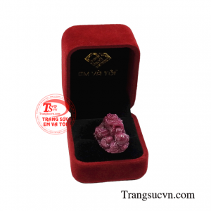 Mặt rồng ruby chất lượng thiên nhiên.