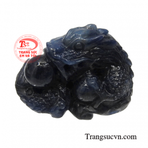 Thời xưa, rồng cũng là biểu tượng của Hoàng Đế người có uy quyền nhất của một đất nước.