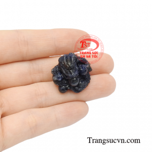 Mặt rồng sapphire lộc phát chất lượng.