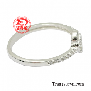 Chắc chắn cô gái nhận được món quà này sẽ thật sự bị chinh phục bởi sự ngọt ngào đến từ bạn.