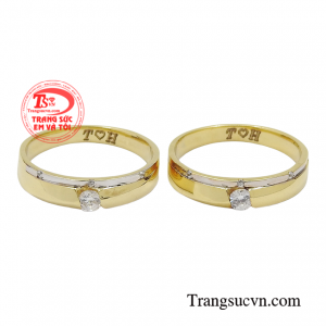 Cặp nhẫn cưới là sự kết nối, là sự đồng điệu giữa hai tâm hồn. 