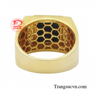 Nhẫn nam cẩm thạch thịnh vượng là món quà tuyệt vời cho người bạn yêu thương