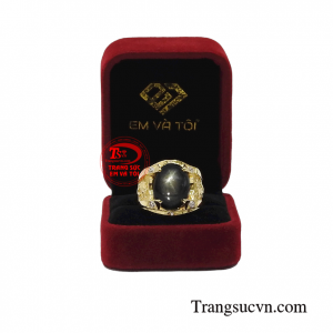 Nhẫn nam vàng gắn sapphire thiên nhiên sang trọng
